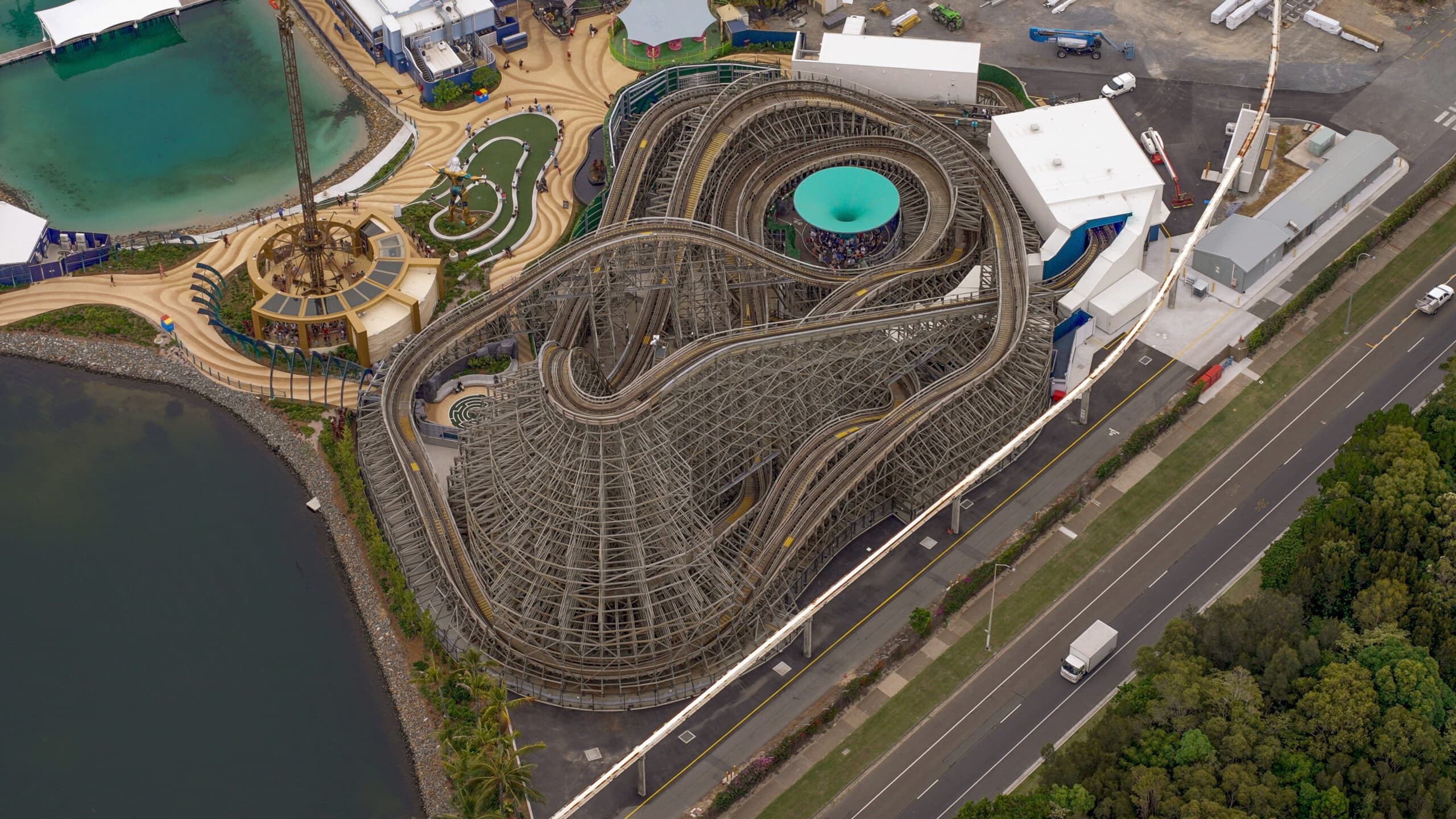 Newest Martin &#038; Vleminckx coaster at Sea World Gold Coast to feature record-breaking crossovers, top speed of 85km/h, and custom theming